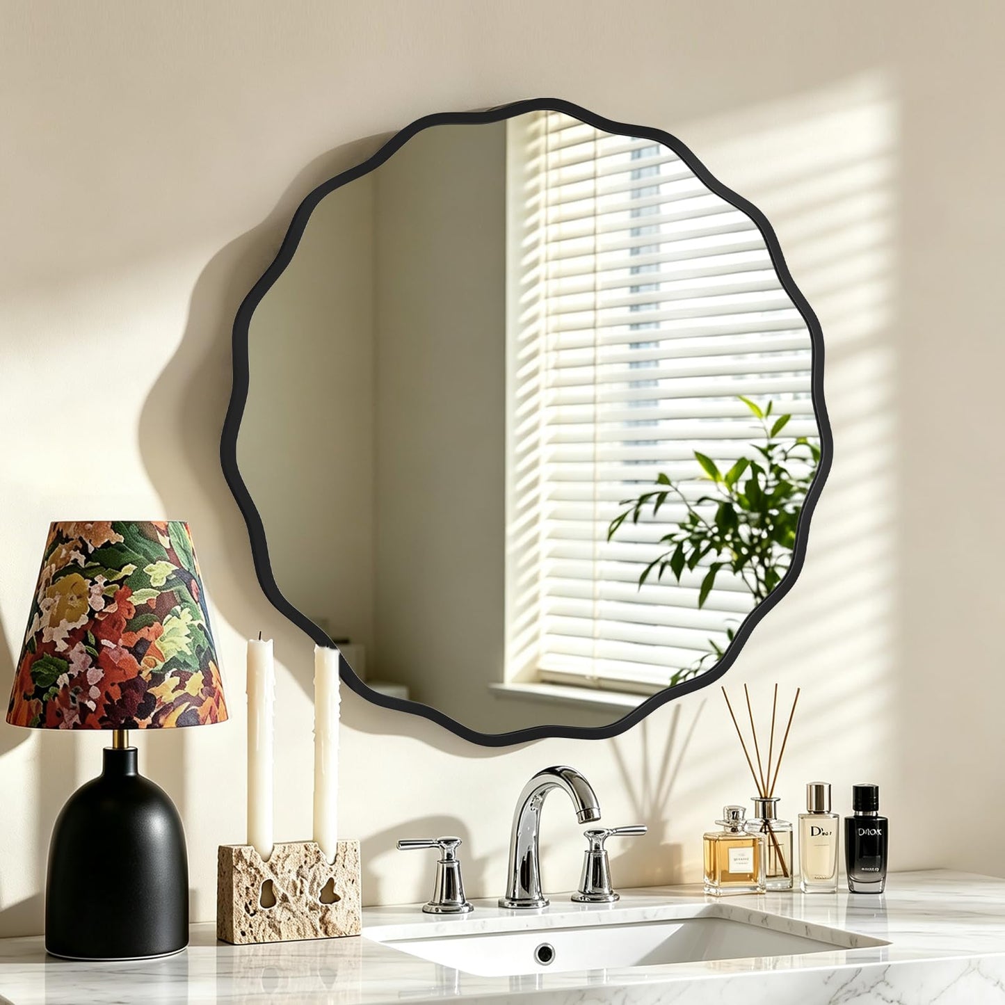HOMECOOKIN 24" Wavy Round Wall Mirror, Gold Scalloped Circle Mirror Edge Round with Metal Frame, Modern Decorative Hanging/Leaning Mirrors for Bathroom, Hotels, Hallway, Entryway, Vanity, Office
