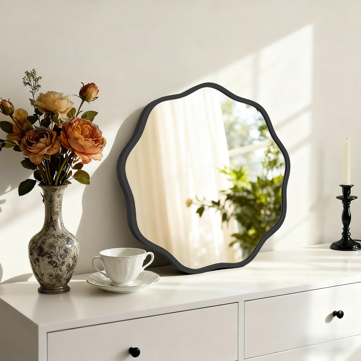 HOMECOOKIN 24" Wavy Round Wall Mirror, Gold Scalloped Circle Mirror Edge Round with Metal Frame, Modern Decorative Hanging/Leaning Mirrors for Bathroom, Hotels, Hallway, Entryway, Vanity, Office