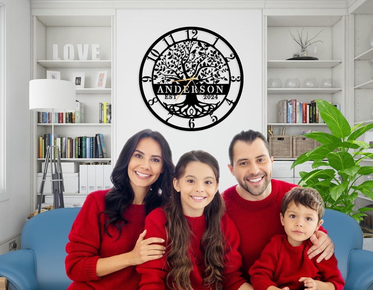 Personalized Family Tree of Life Metal Wall Clock - Custom Last Name Engraved Wall Art, Custom Metal Clock，Large Modern Home Decor for Housewarming, Wedding